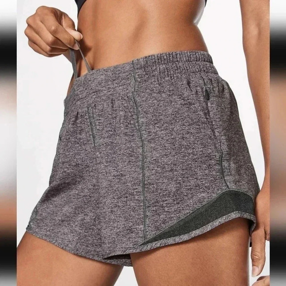 Lululemon Hotty Hot Short II *Long 4"Heather Lux Multi Black / Heathered Black - Picture 3 of 9